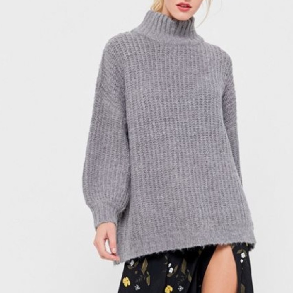 Urban Outfitters Gemini turtleneck, size XS.